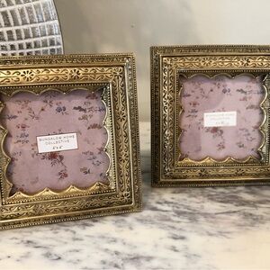 Gold Picture Frame Set